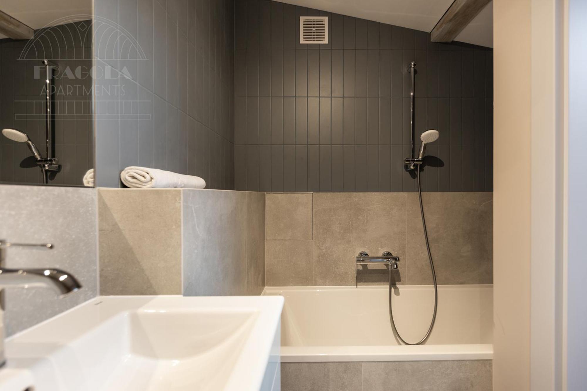 Spacious Apartment 11 Pax, Vistula River - Fragola Apartments 克拉科夫 外观 照片